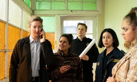 Deadloch review – ripsnorting whodunnit pumps new blood into .